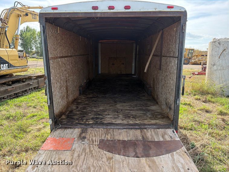 image for item FJ0512 1993 United Express Cargo enclosed cargo trailer