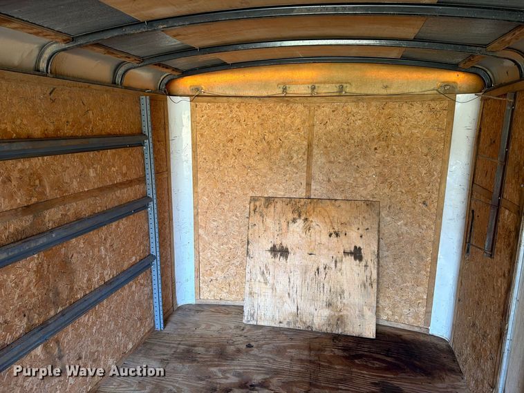 image for item FJ0512 1993 United Express Cargo enclosed cargo trailer