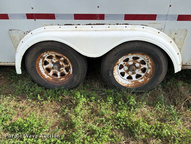 image for item FJ0512 1993 United Express Cargo enclosed cargo trailer