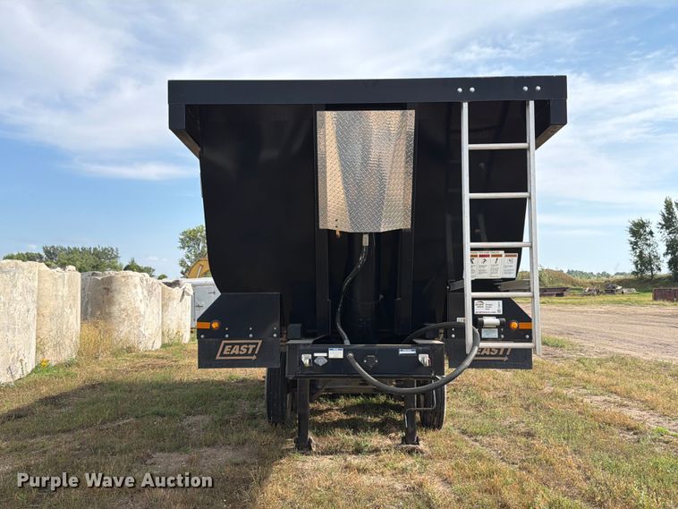 image for item FJ0515 2018 East end dump trailer