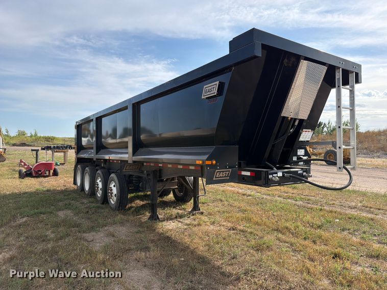 image for item FJ0515 2018 East end dump trailer