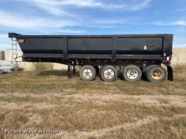 image for item FJ0515 2018 East end dump trailer
