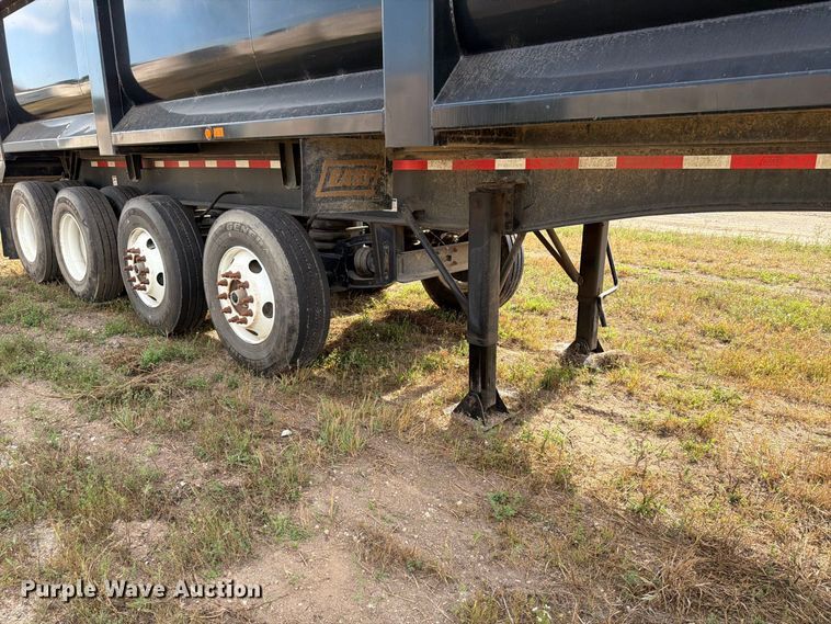 image for item FJ0515 2018 East end dump trailer