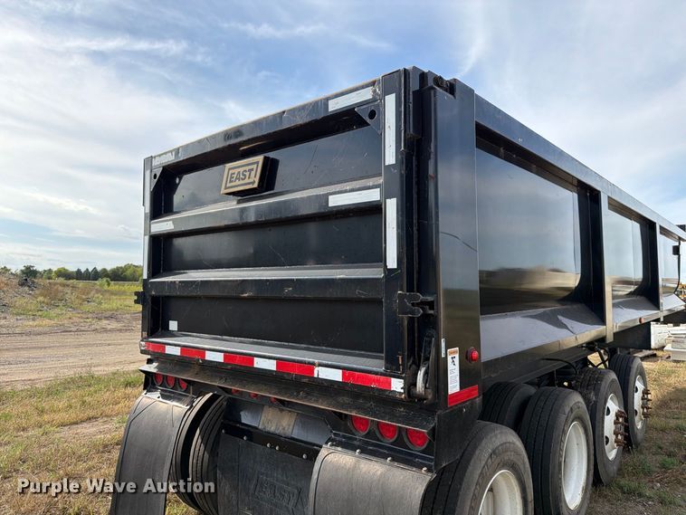 image for item FJ0515 2018 East end dump trailer
