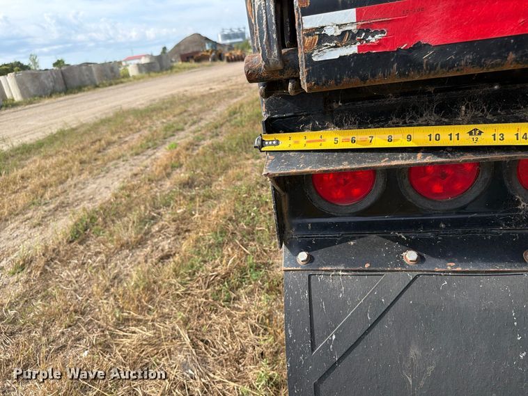 image for item FJ0515 2018 East end dump trailer