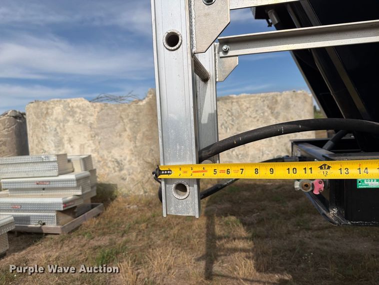 image for item FJ0515 2018 East end dump trailer