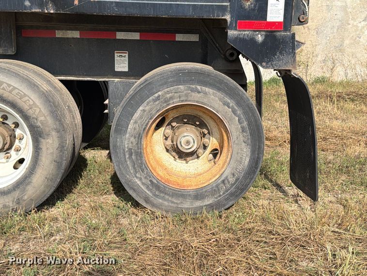 image for item FJ0515 2018 East end dump trailer
