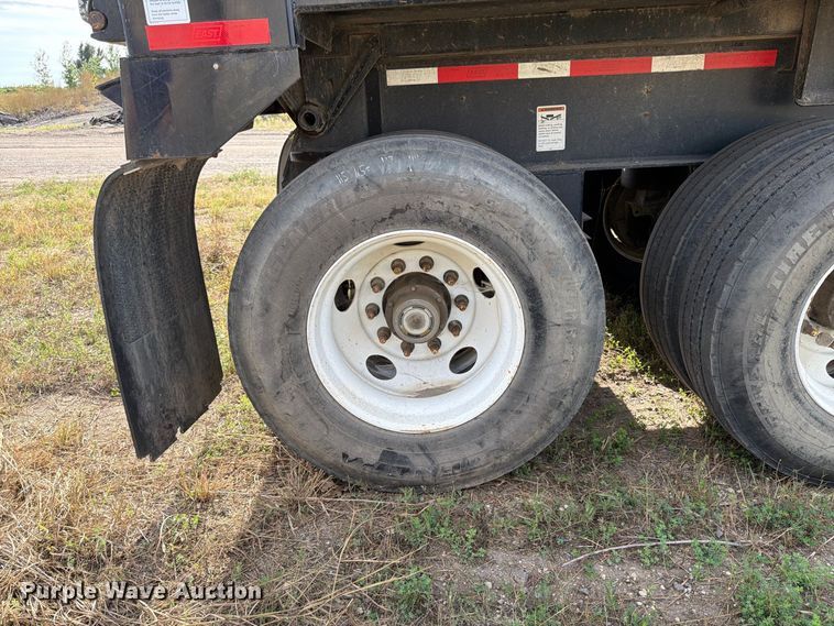 image for item FJ0515 2018 East end dump trailer
