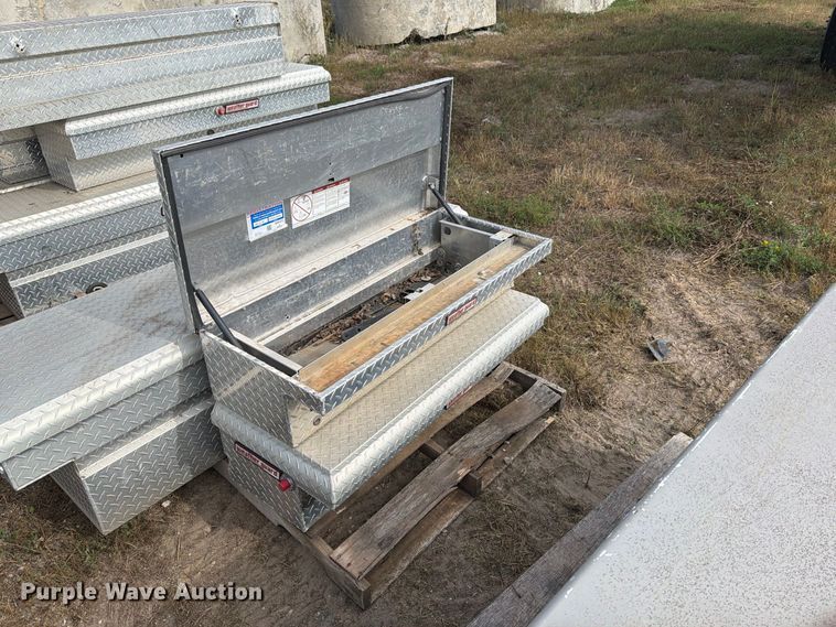 image for item FJ0516 (16) toolboxes