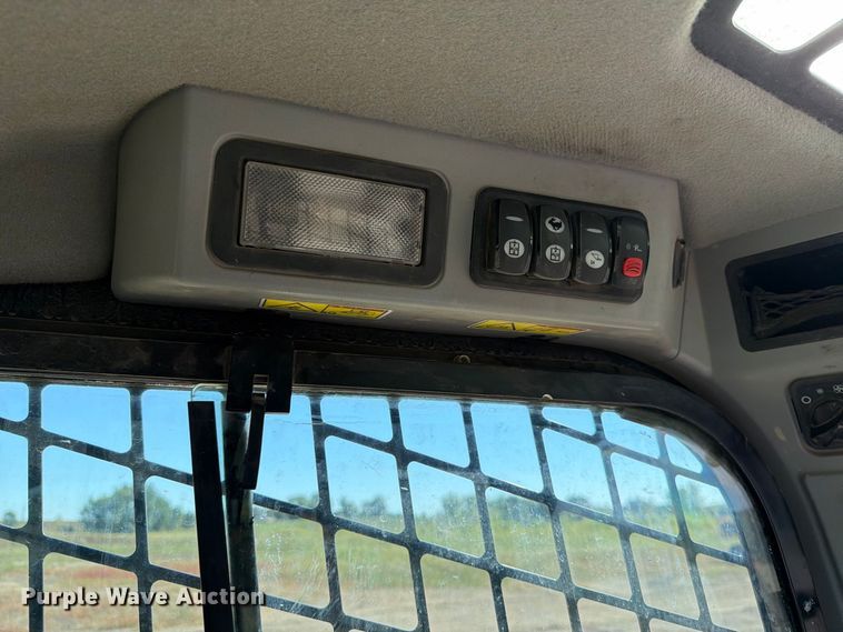 image for item FJ0517 Caterpillar 289D tracked skid steer loader