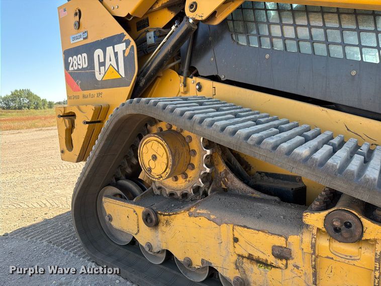 image for item FJ0517 Caterpillar 289D tracked skid steer loader