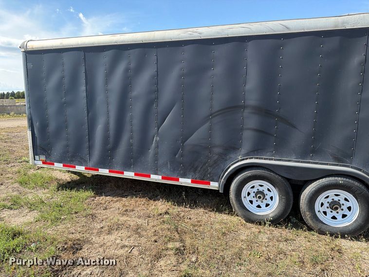 image for item FJ0519 1997 Cargo Mate enclosed cargo trailer