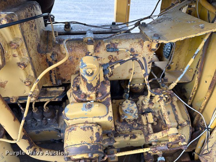 image for item FJ0520 1971 Caterpillar D9G dozer