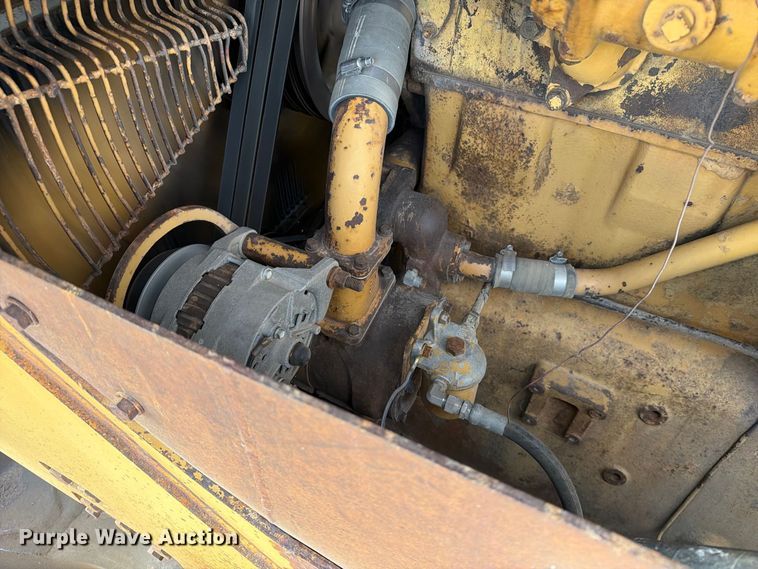 image for item FJ0520 1971 Caterpillar D9G dozer