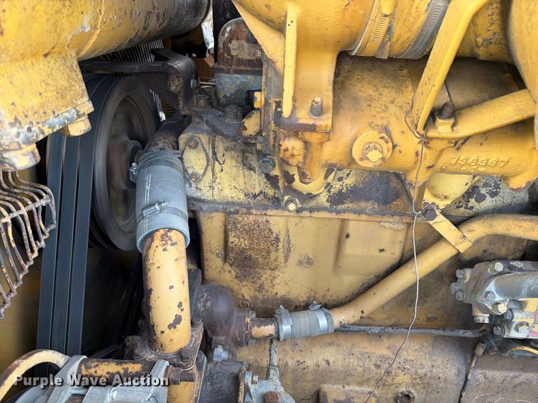 image for item FJ0520 1971 Caterpillar D9G dozer