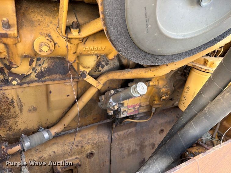 image for item FJ0520 1971 Caterpillar D9G dozer