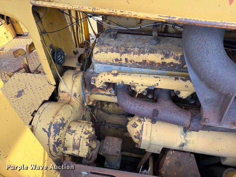 image for item FJ0520 1971 Caterpillar D9G dozer