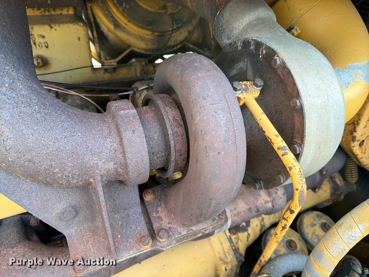 image for item FJ0520 1971 Caterpillar D9G dozer