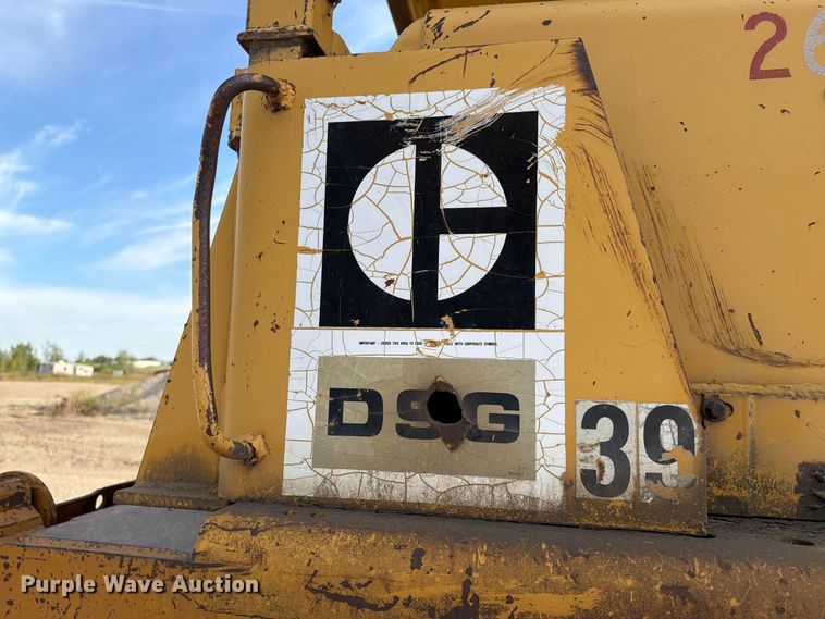 image for item FJ0520 1971 Caterpillar D9G dozer