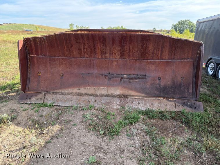 image for item FJ0520 1971 Caterpillar D9G dozer