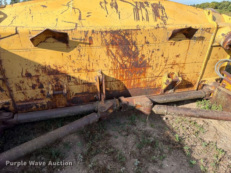 image for item FJ0520 1971 Caterpillar D9G dozer