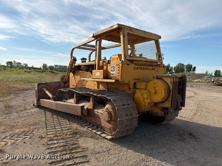 image for item FJ0521 1972 Caterpillar D8H dozer