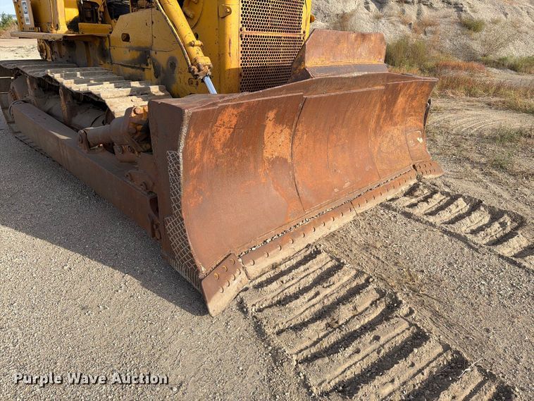 image for item FJ0521 1972 Caterpillar D8H dozer
