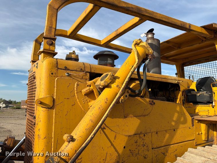 image for item FJ0521 1972 Caterpillar D8H dozer
