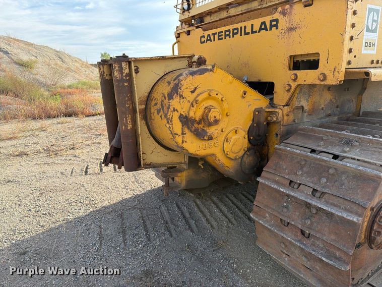 image for item FJ0521 1972 Caterpillar D8H dozer