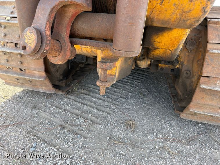 image for item FJ0521 1972 Caterpillar D8H dozer
