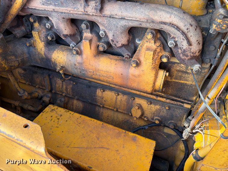 image for item FJ0521 1972 Caterpillar D8H dozer