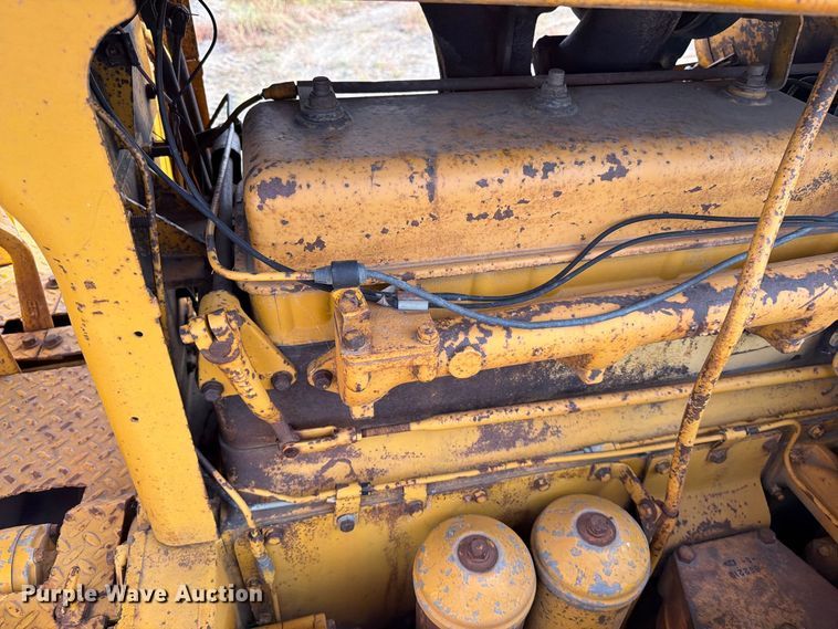 image for item FJ0521 1972 Caterpillar D8H dozer