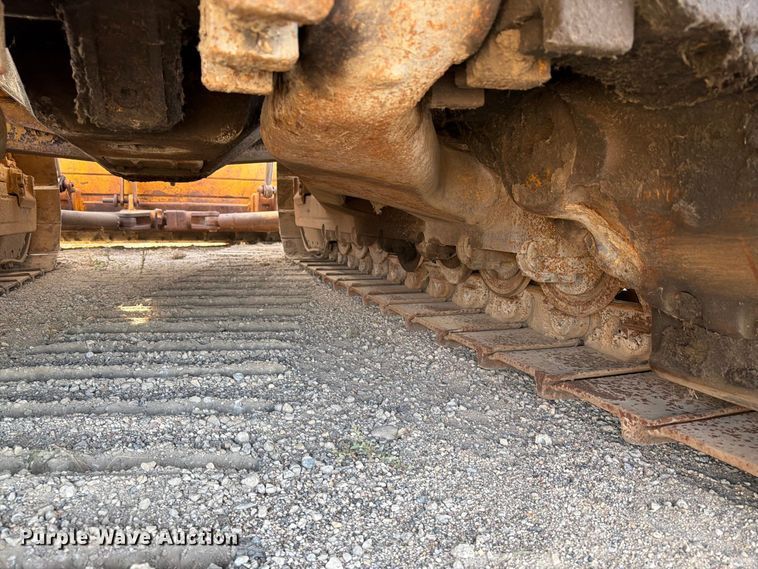 image for item FJ0521 1972 Caterpillar D8H dozer