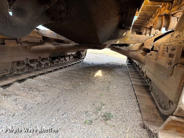 image for item FJ0521 1972 Caterpillar D8H dozer