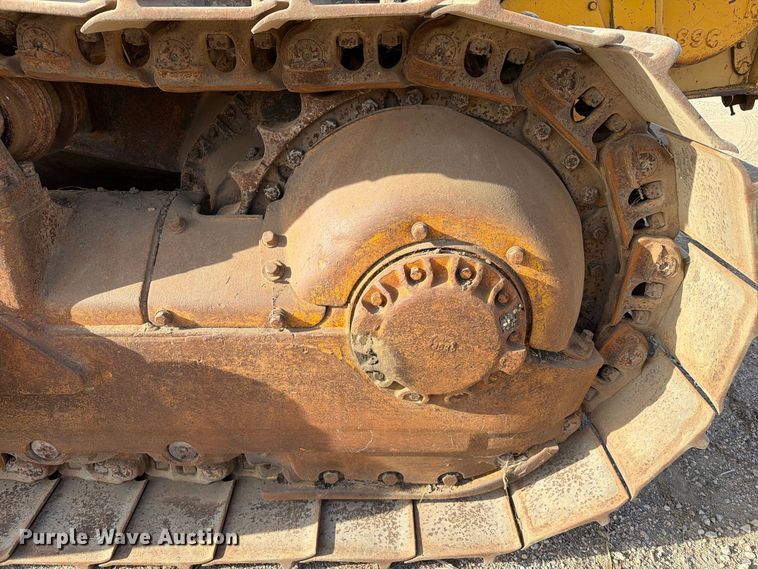 image for item FJ0521 1972 Caterpillar D8H dozer