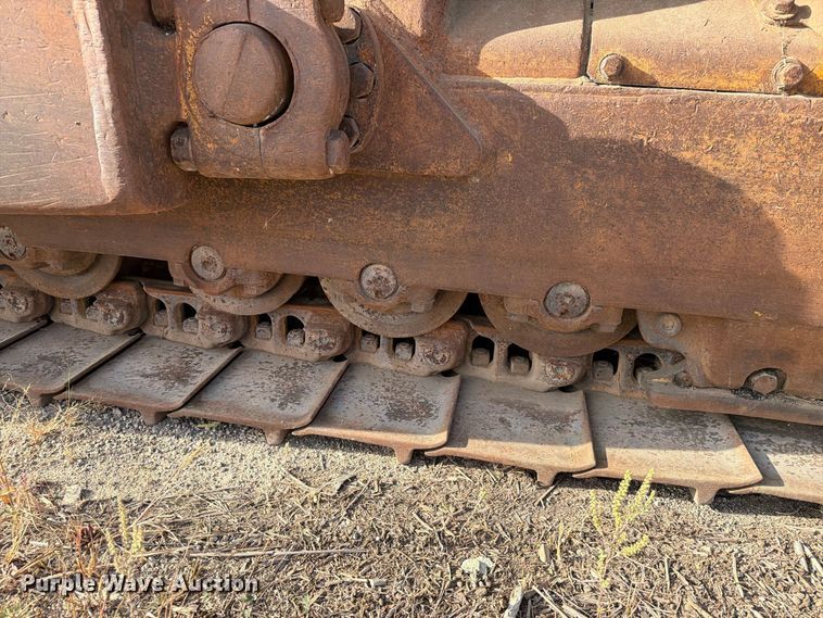 image for item FJ0521 1972 Caterpillar D8H dozer