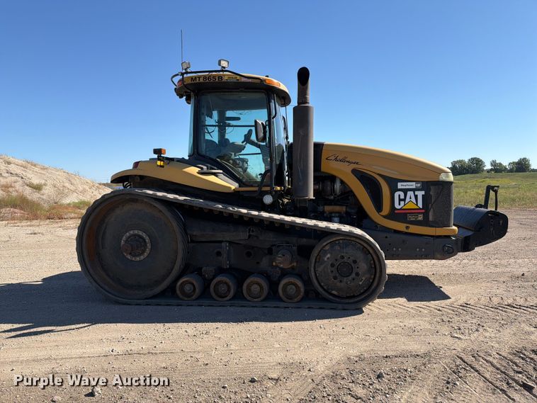 image for item FJ0523 2006 Caterpillar Challenger MT865B tractor
