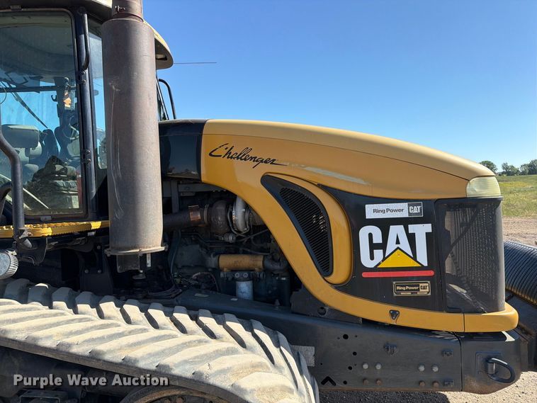 image for item FJ0523 2006 Caterpillar Challenger MT865B tractor