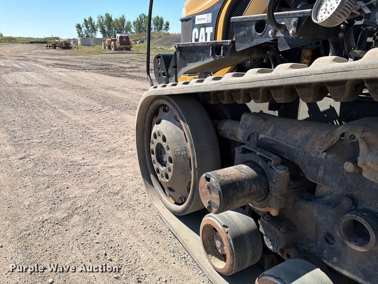 image for item FJ0523 2006 Caterpillar Challenger MT865B tractor