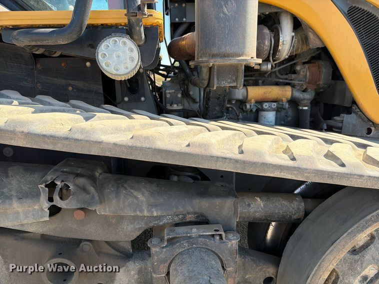 image for item FJ0523 2006 Caterpillar Challenger MT865B tractor