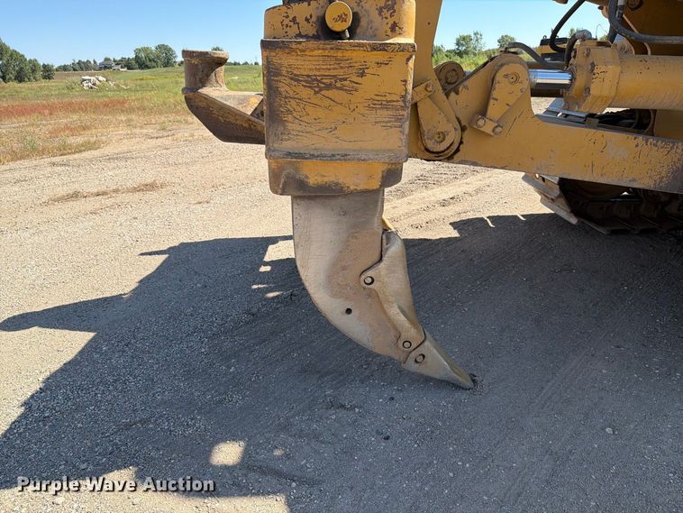 image for item FJ0524 1997 Caterpillar D8R dozer