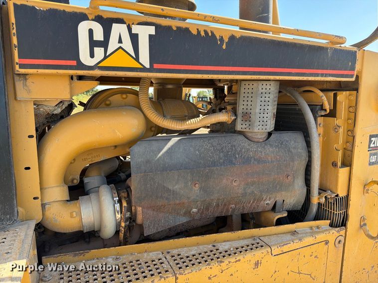image for item FJ0524 1997 Caterpillar D8R dozer