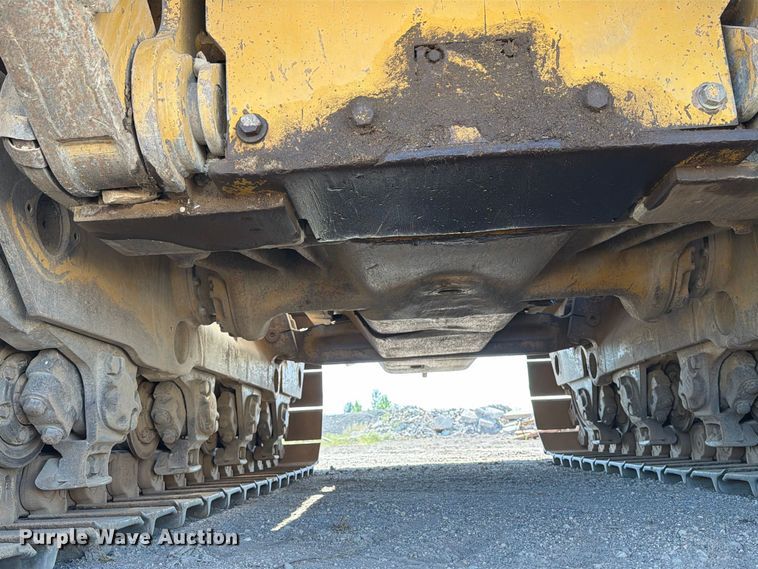image for item FJ0524 1997 Caterpillar D8R dozer