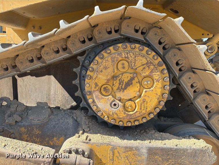 image for item FJ0524 1997 Caterpillar D8R dozer