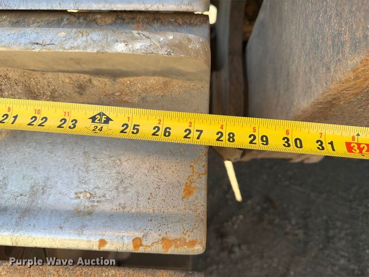 image for item FJ0524 1997 Caterpillar D8R dozer