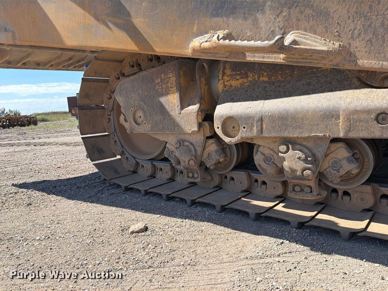 image for item FJ0524 1997 Caterpillar D8R dozer