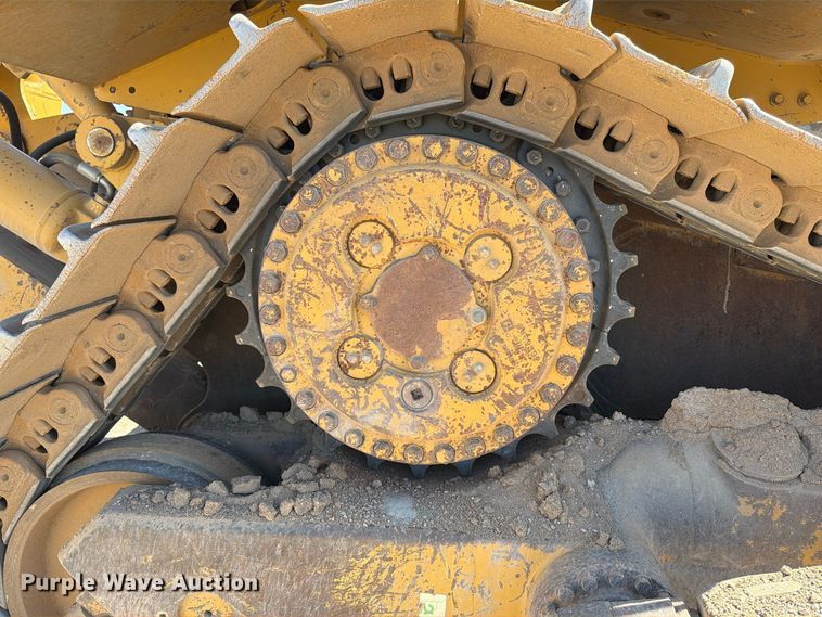 image for item FJ0524 1997 Caterpillar D8R dozer