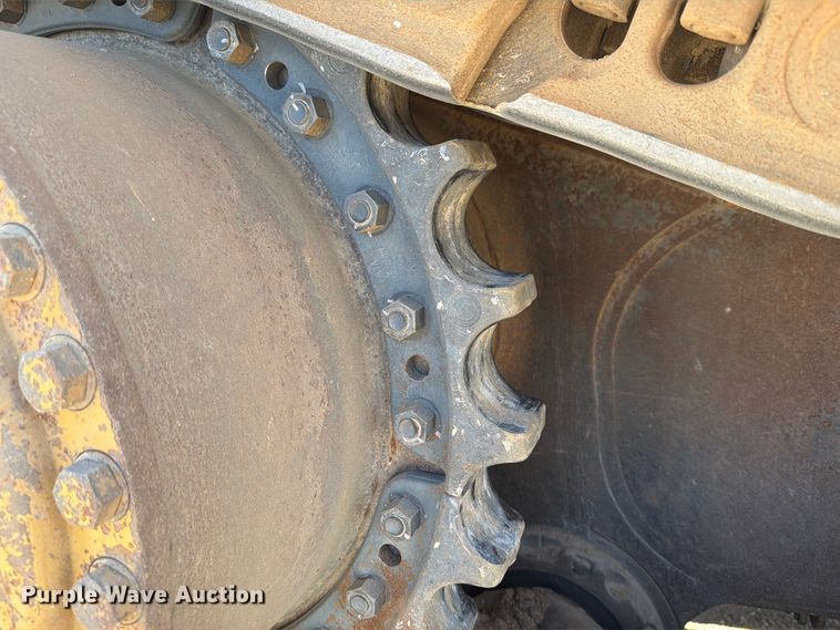 image for item FJ0524 1997 Caterpillar D8R dozer