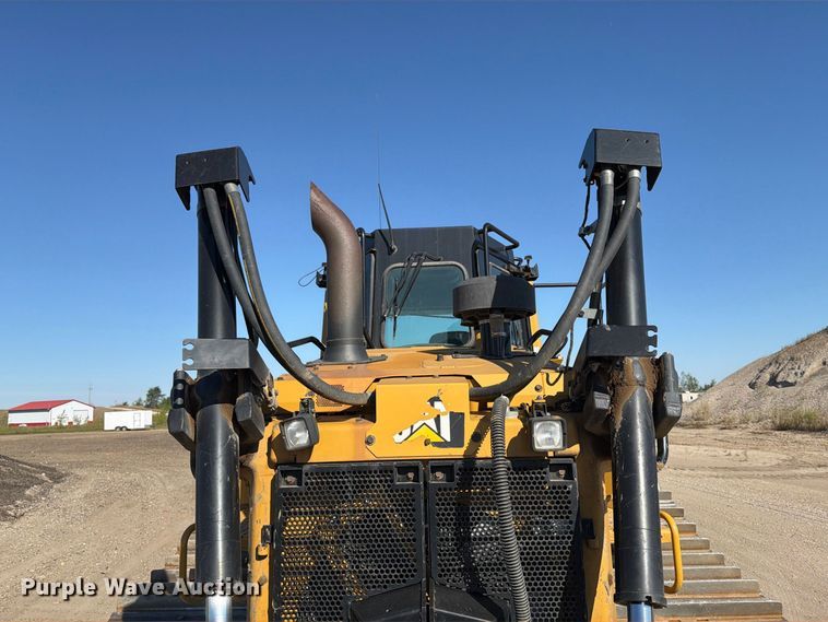 image for item FJ0525 2017 Caterpillar D6T dozer