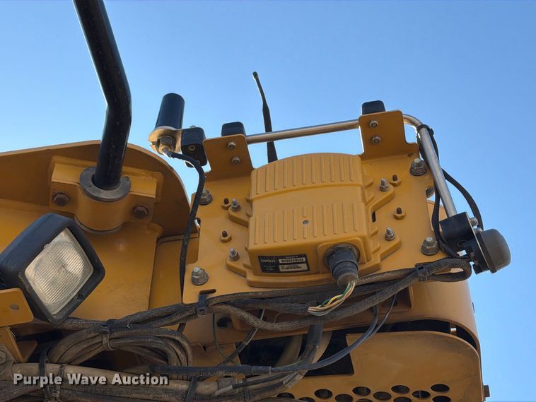image for item FJ0525 2017 Caterpillar D6T dozer